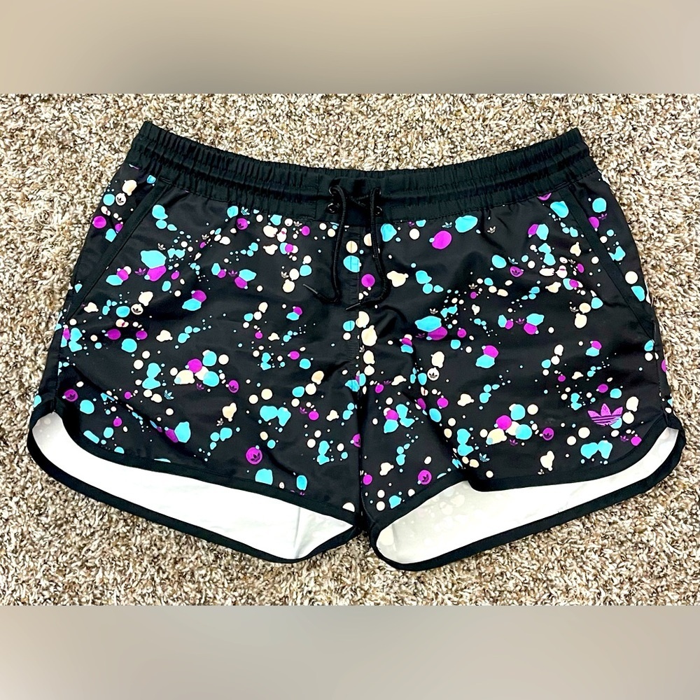 Adidas Running Shorts Women 40‎ Black Drawstring Waist Athletic Multicolor Print